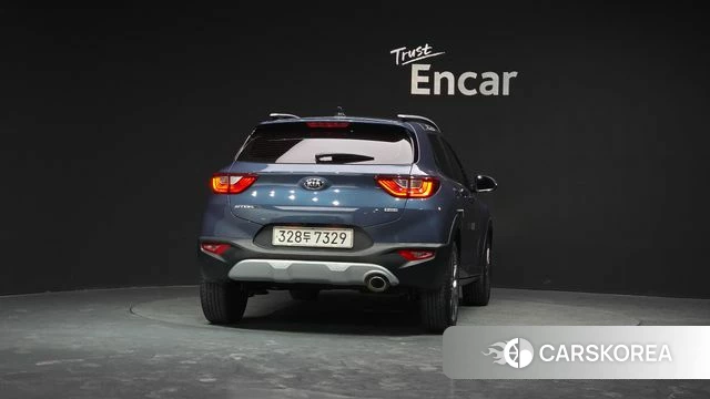 Kia Stonic id 3893418 из Кореи 14