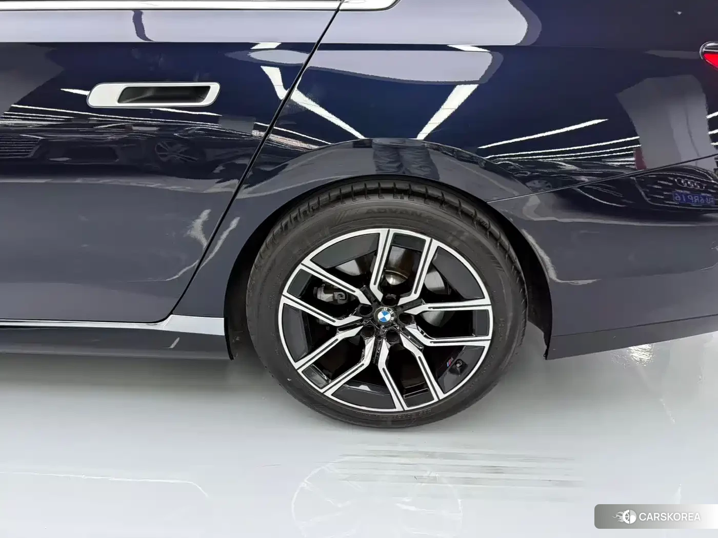 BMW 7 series id 4686255 из Китая 12