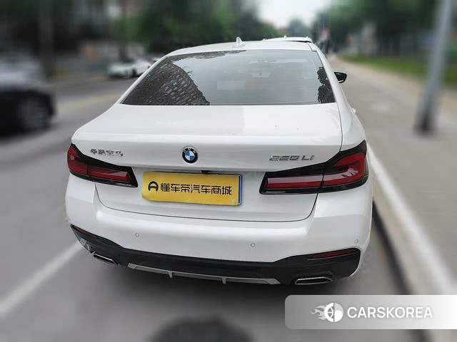 BMW 5 series 2021 Белый из Китая, фото 4