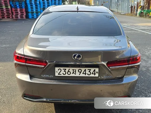 Lexus LS500h 5th generation id 3578814 из Кореи 14