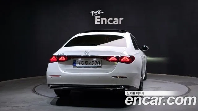 Mercedes-Benz E-Class W214 id 2878564 из Кореи 14