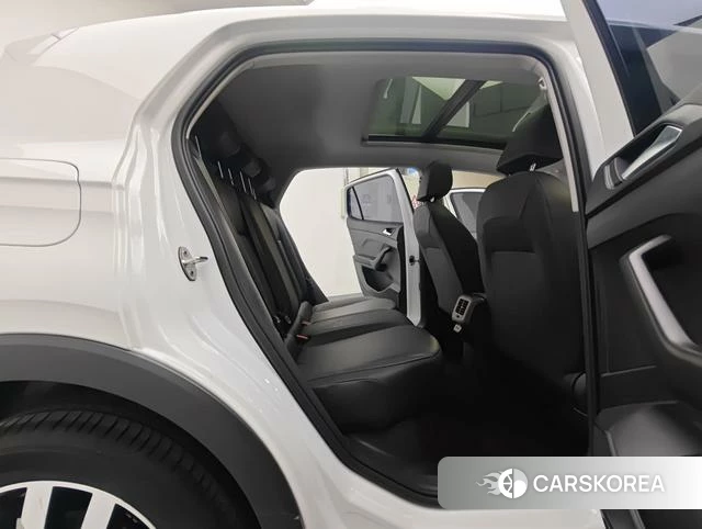 Volkswagen Exploring the shadow id 4353620 из Китая 15
