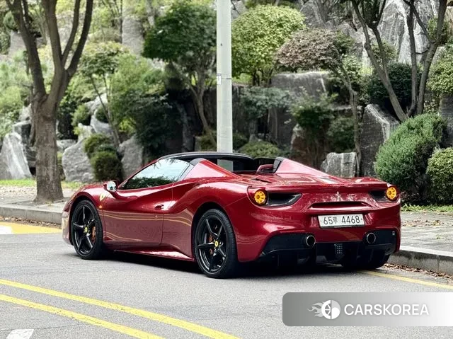 Ferrari 488 Spider id 3284061 из Кореи 14