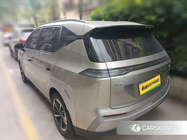 Aian AION Y 2026 Желтый из Китая, фото 4