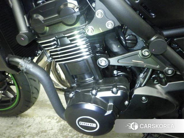 Engine photo