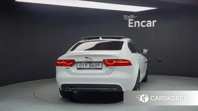 Jaguar XE id 2908058 из Кореи 14