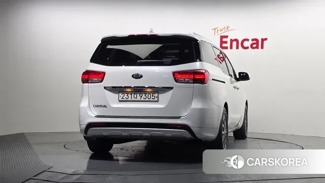 Kia All New Carnival id 3455296 из Кореи 14