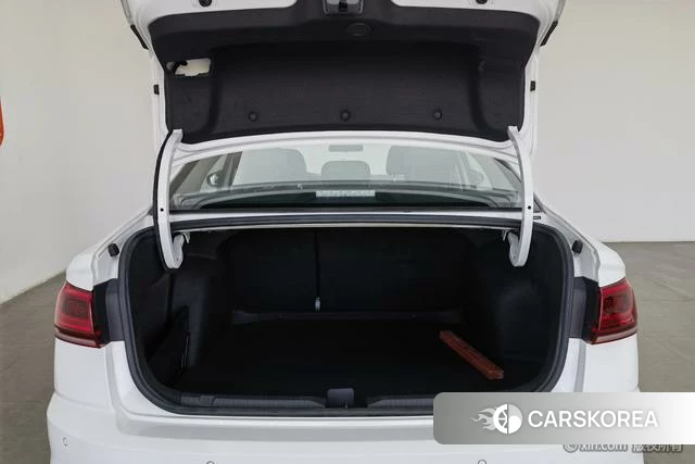 Volkswagen Bora id 4258512 из Китая 18