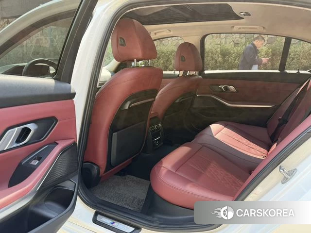 BMW 3 series 2022 Белый из Китая, фото 5