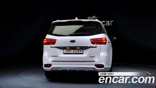 Kia The New Carnival id 2717004 из Кореи 14