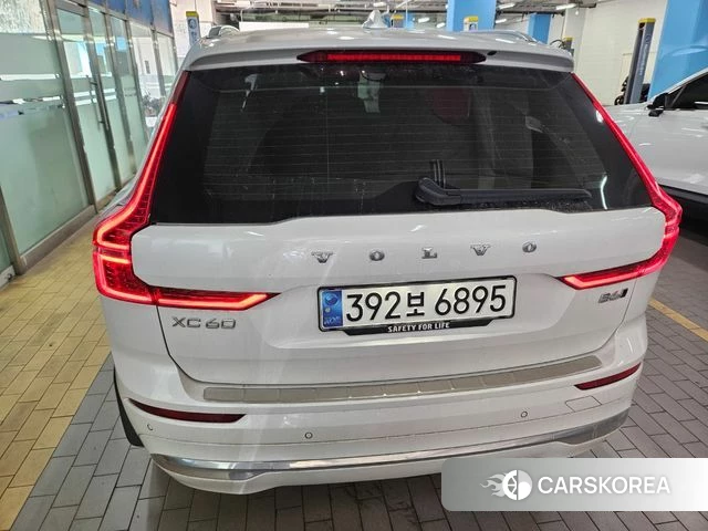 Volvo XC60 second Generation 2023 Белый из Кореи, фото 4