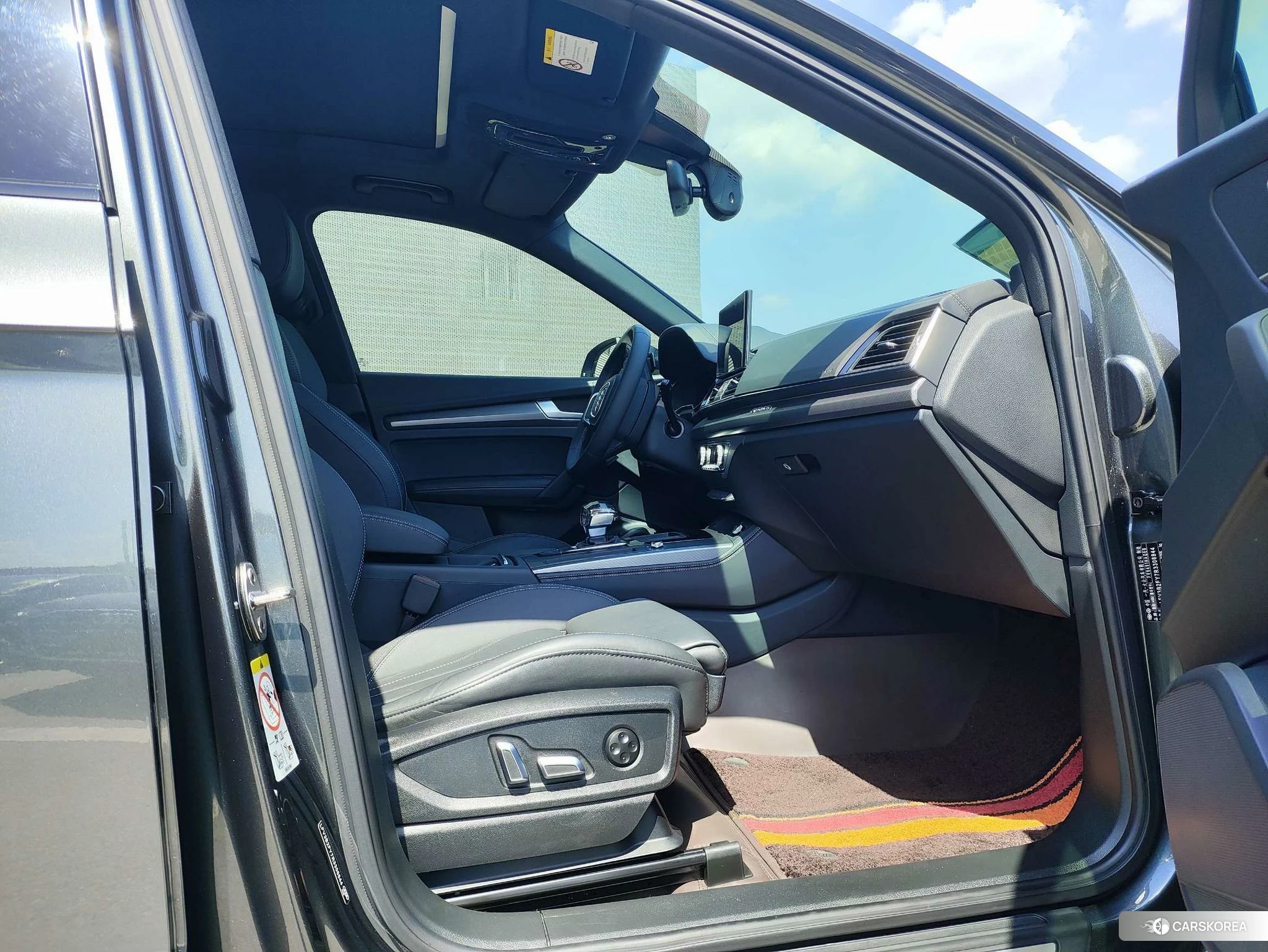 Audi Q5L id 4492708 из Китая 7
