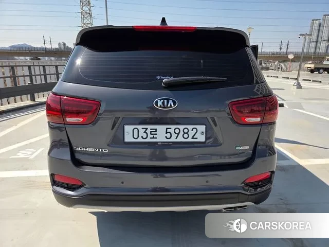Kia The New Sorento id 3789415 из Кореи 14