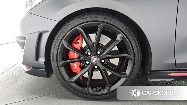 Hyundai Veloster (JS) id 3691395 из Кореи 14