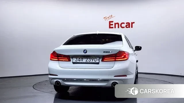 BMW 5 Series (G30) id 3737201 из Кореи 14