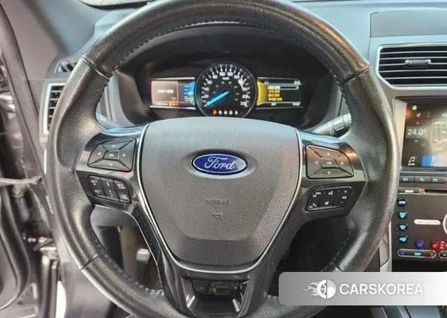 Ford Explorer 2018 Серый из Кореи, фото 4