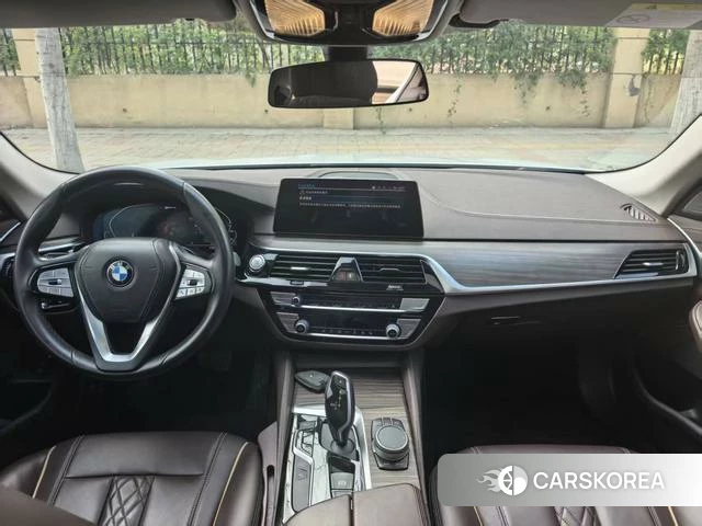BMW 5 series PHEV 2020 Белый из Китая, фото 4