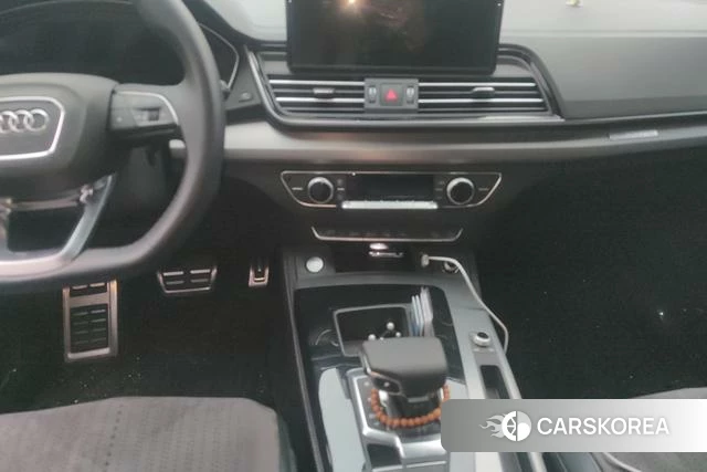 Audi Q5L Sportback id 4261401 из Китая 11