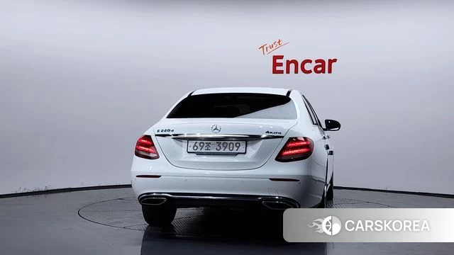 Mercedes-Benz E-Class W213 id 4770745 из Кореи 14