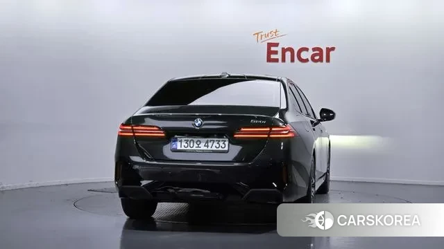 BMW 5 Series (G30) id 3517535 из Кореи 14