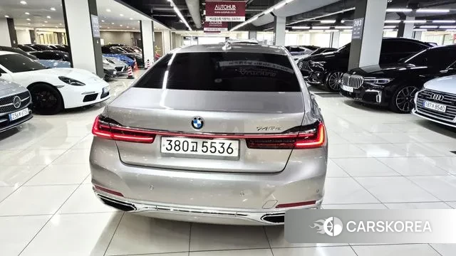 BMW 7 Series (G11) id 3417240 из Кореи 14