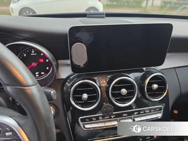 Mercedes-Benz C-Class W205 2020 Серый из Кореи, фото 4