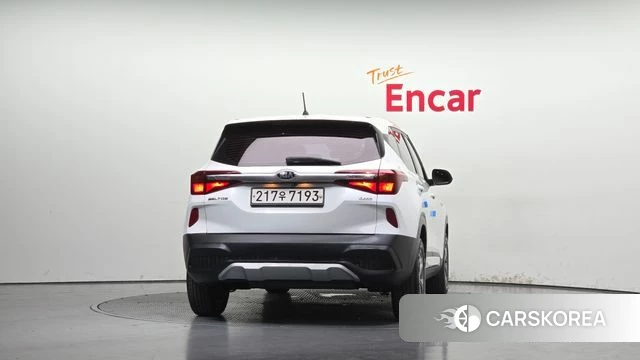 Kia Seltos id 4775451 из Кореи 14