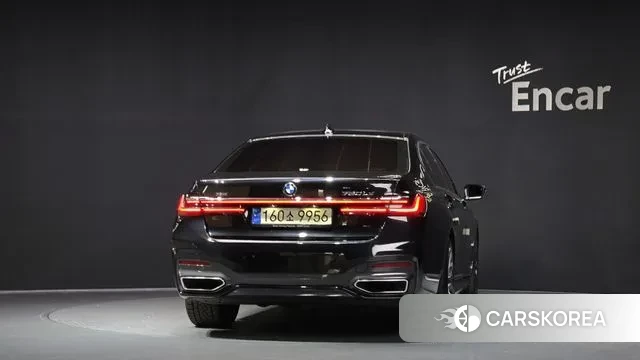 BMW 7 Series (G11) id 2901201 из Кореи 14