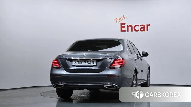 Mercedes-Benz E-Class W213 id 4384498 из Кореи 28