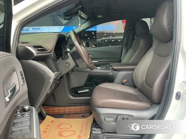 Toyota Saina id 4299949 из Китая 13