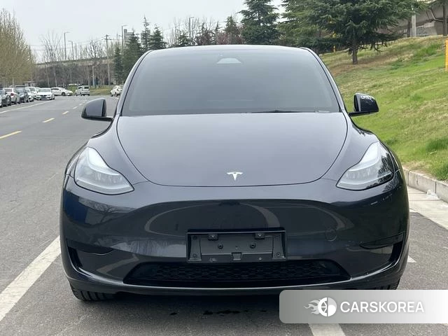 Tesla Model Y 2024 Темно-серый из Китая, фото 4