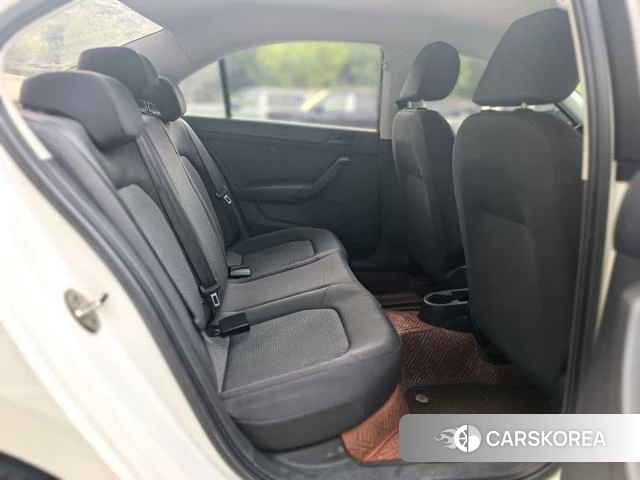 Volkswagen Santana id 4279115 из Китая 15