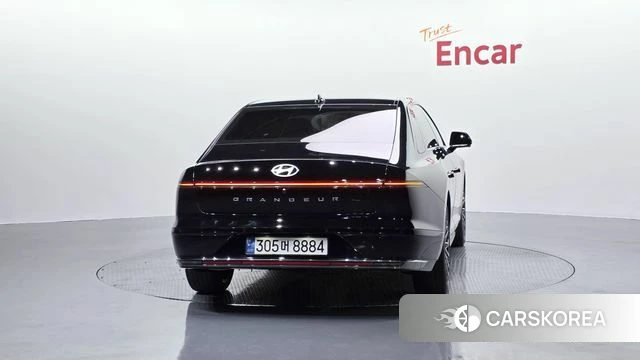 Hyundai Grandeur (GN7) id 3817672 из Кореи 14