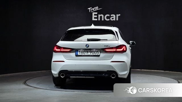 BMW 1 Series (F40) id 4283731 из Кореи 24