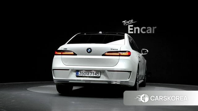 BMW 7 Series (G70) id 4200774 из Кореи 14