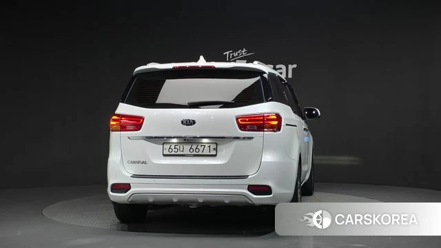 Kia The New Carnival id 4543711 из Кореи 26