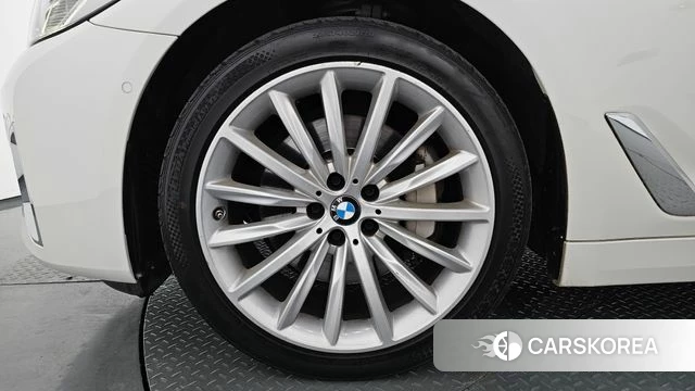 BMW 5 Series (G30) id 4267274 из Кореи 30