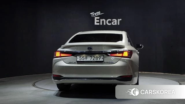 Lexus ES300h 7th generation id 4435504 из Кореи 24