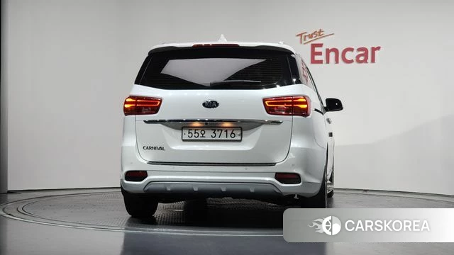 Kia The New Carnival id 4477541 из Кореи 27