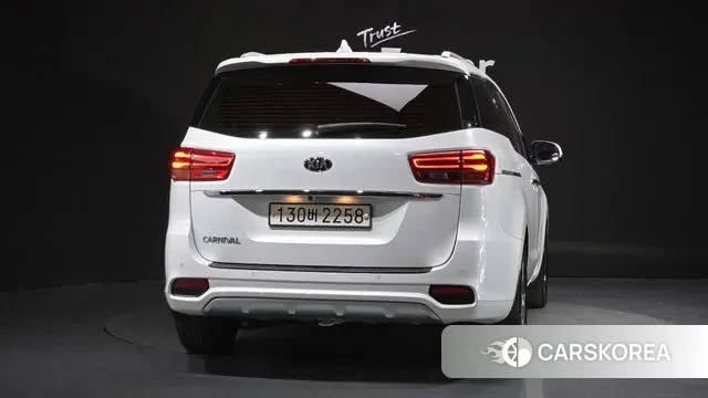 Kia The New Carnival id 3302158 из Кореи 14