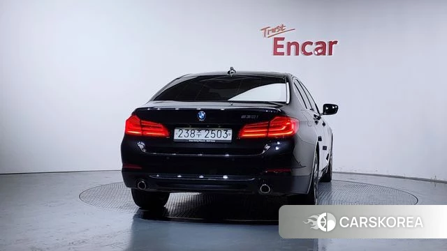 BMW 5 Series (G30) id 4476894 из Кореи 29