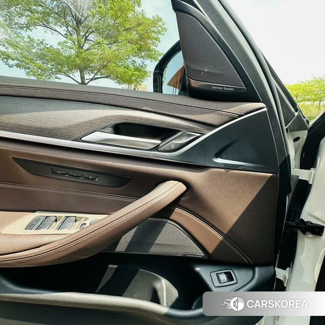 BMW 5 series id 3888936 из Китая 4