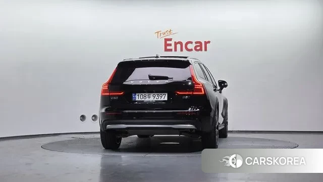 Volvo V60 Cross-Country 2nd Generation id 3517923 из Кореи 14
