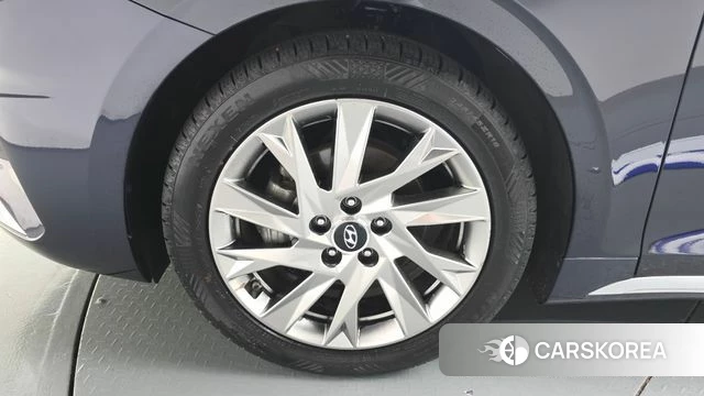 Hyundai The New Grandeur IG Hybrid id 4324928 из Кореи 28