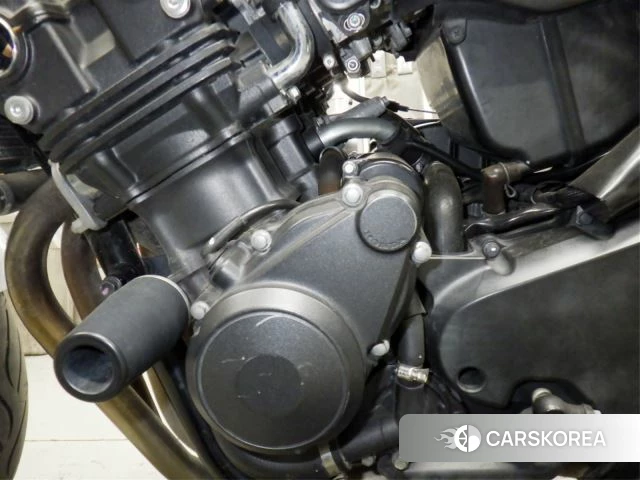 Engine photo