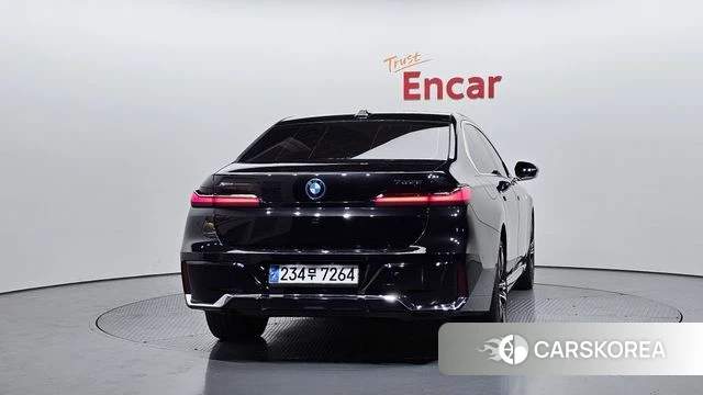 BMW 7 Series (G70) id 3841829 из Кореи 14