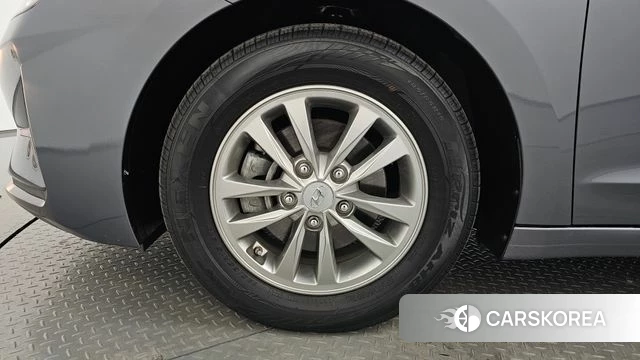 Hyundai The New Avante AD id 3879660 из Кореи 14