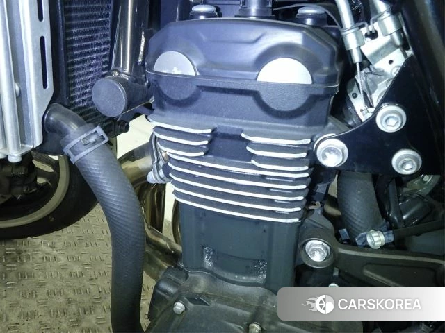 Engine photo
