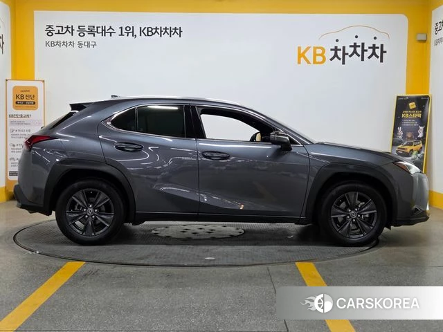 Lexus UX250h id 4547694 из Кореи 14