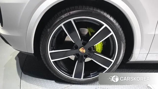 Porsche Cayenne (PO536) id 3722478 из Кореи 14